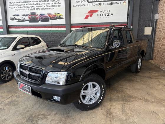 CHEVROLET S10 2.8 EXECUTIVE 4X4 CD 12V TURBO ELECTRONIC INTERCOOLER DIESEL 4P MANUAL